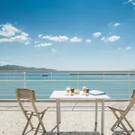 Seafront Penthouse Leo *