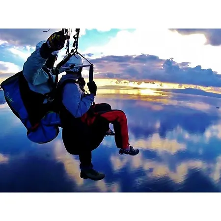 Seafront Penthouse Leo * كالاماتا