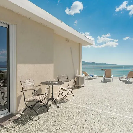 Seafront Penthouse Leo Apartment Kalamata