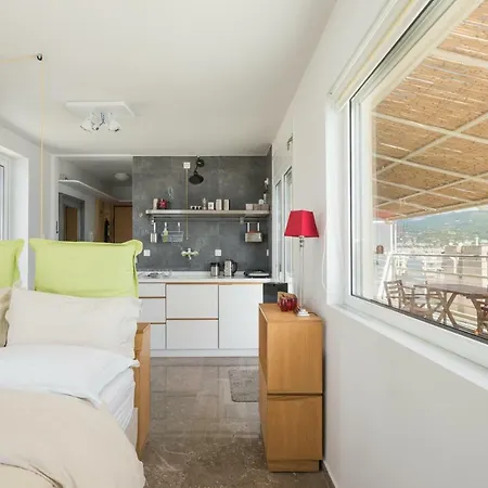 Seafront Penthouse Leo Apartment Kalamata