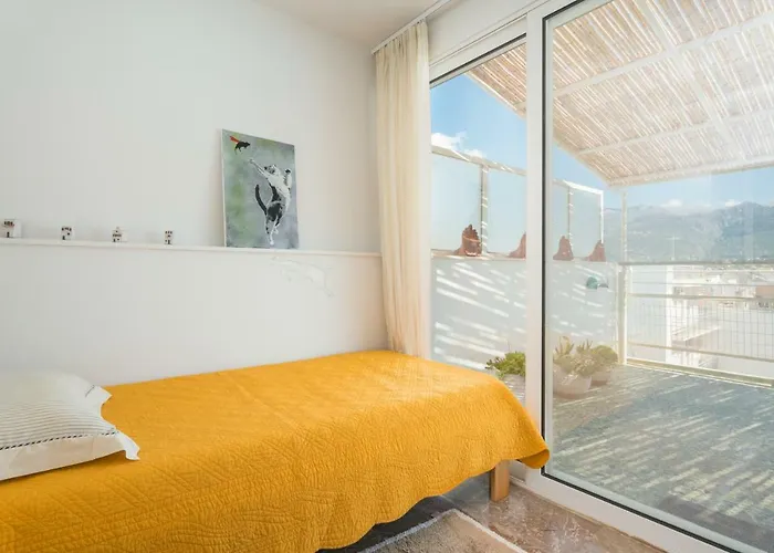 아파트 Seafront Penthouse Leo 칼라마타